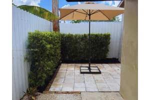 11611 Nw 57th Ct 1, Hialeah