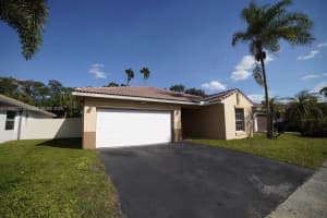 1056 Nw 124th Ter, Sunrise