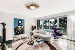 2627 S Bayshore Dr 504, Miami