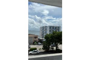 1801 S Treasure Dr 415, North Bay Village