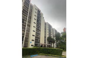 16909 N Bay Rd 421, Sunny Isles Beach