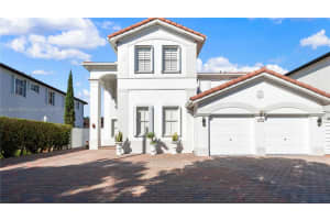 17994 Nw 87th Pl, Hialeah