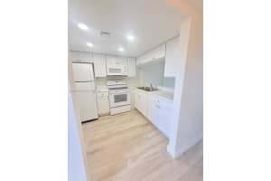 14140 Sw 84th St 104-h, Miami
