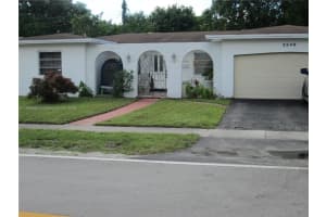 3346 Nw 23rd Ct, Lauderdale Lakes