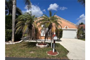 113 Rosewood Ln, Green Acres