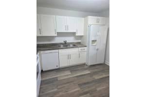 307 Lakeview Dr 202, Weston 307 Lakeview Dr 202, Weston