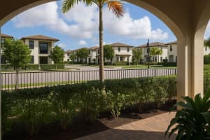 8200 Nw 43rd St, Doral 8200 Nw 43rd St, Doral