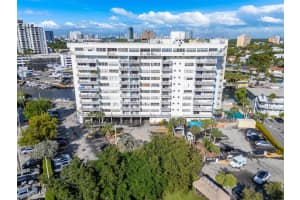 13155 Ixora Ct 804, North Miami