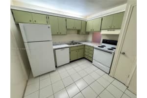 2060 Nw 48th Ter 216, Lauderhill