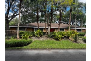 7751 Sw 131st St, Pinecrest