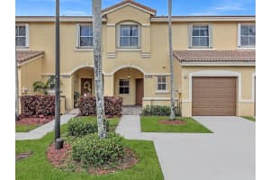 16879 Sw 1st Mnr 0, Pembroke Pines