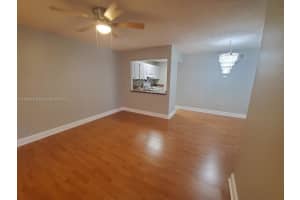 2570 W 67th Pl 21-2, Hialeah 2570 W 67th Pl 21-2, Hialeah