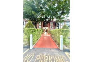 3760 Inverrary Dr 3d, Lauderhill