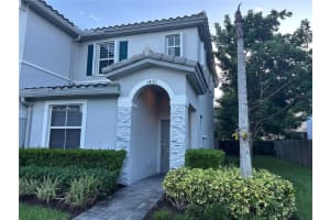 1450 Se 26th Ter, Homestead