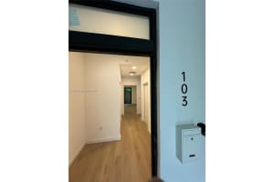 1640 Mckinley St 101, Hollywood