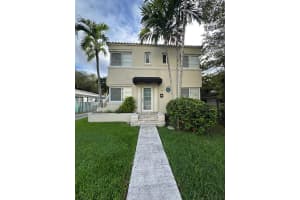3233 S Le Jeune Rd 3233, Coral Gables