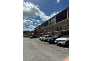 2301 W 60th St A211, Hialeah 2301 W 60th St A211, Hialeah
