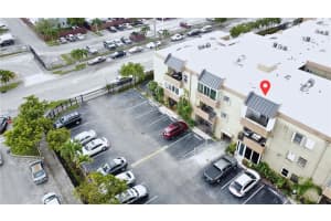6090 W 18th Ave 336, Hialeah