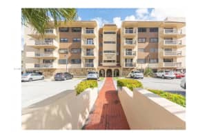 5249 Nw 7th St 418, Miami