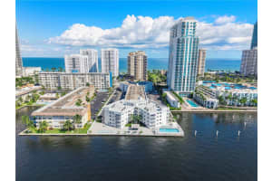 1913 S Ocean Dr 113, Hallandale Beach