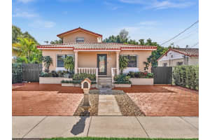 6460 Sw 2nd St, Miami