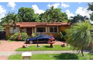 7375 Nw 4th St, Miami