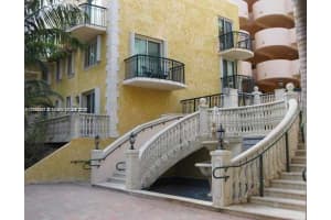 8888 Collins Av 316, Surfside