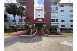 4750 Nw 22nd Ct 211, Lauderhill