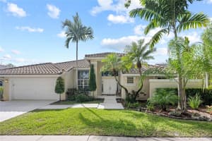 985 Spoonbill Cir, Weston