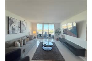 90 Alton Rd 909, Miami Beach