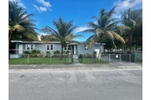 805 Ne 134th St A, North Miami