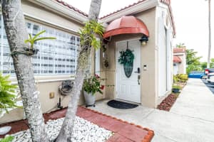 6926 Nw 166th Ter 1302, Miami Lakes 6926 Nw 166th Ter 1302, Miami Lakes