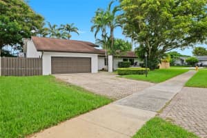 11471 Sw 105th Ter, Miami