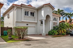 11244 Nw 58th Ter, Doral
