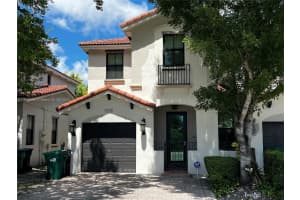 3730 Sw 69th Ave 3730, Miami