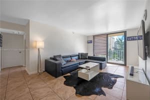 290 174th St 511, Sunny Isles Beach