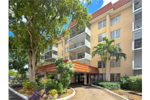 4160 Inverrary Dr 212, Lauderhill