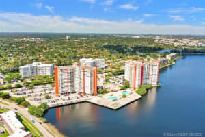1351 Ne Miami Gardens Dr 1404e, Miami