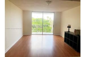 482 Nw 165th St Rd A405, Miami