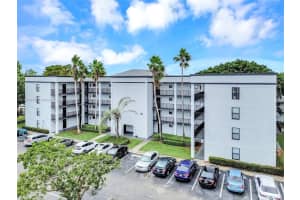 7550 Stirling Rd B206, Davie