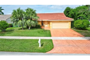 6255 Hawkes Bluff Ave, Davie