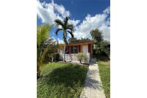 16980 N Miami Ave 16982, North Miami Beach