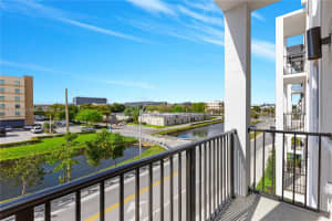 8001 Nw 41st St F-303, Doral 8001 Nw 41st St F-303, Doral