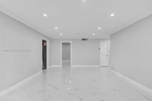 7101 W Sunrise Blvd A2, Plantation