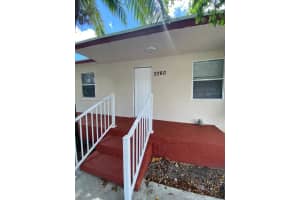2760 Nw 11th Ct, Fort Lauderdale