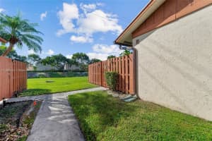 1101 Summit Place Cir B, West Palm Beach