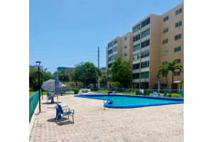 320 Ne 12th Ave 307, Hallandale Beach