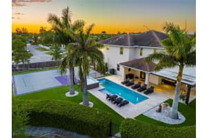 11 Nw 122nd Ave, Miami