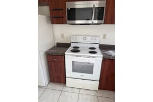 8430 Nw 2 8430, Miami