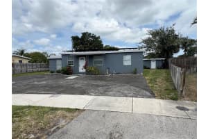 1885 Ne 53rd St, Pompano Beach